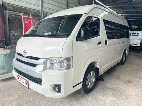 Free Design Tour with 15 Seater Minivan Charter