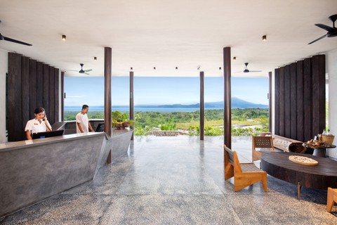 Best Stays in Nusa Penida: Top Hotels, Luxury Resorts, and Scenic Island Retreats