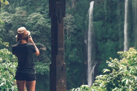 Sekumpul Waterfall Trekking with Water Sliding & Jumping